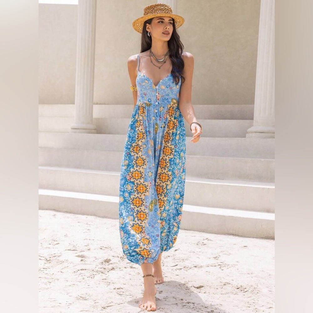 Rusttydustty NWT Floral Print Wide Leg Cami Jumpsuit Romper